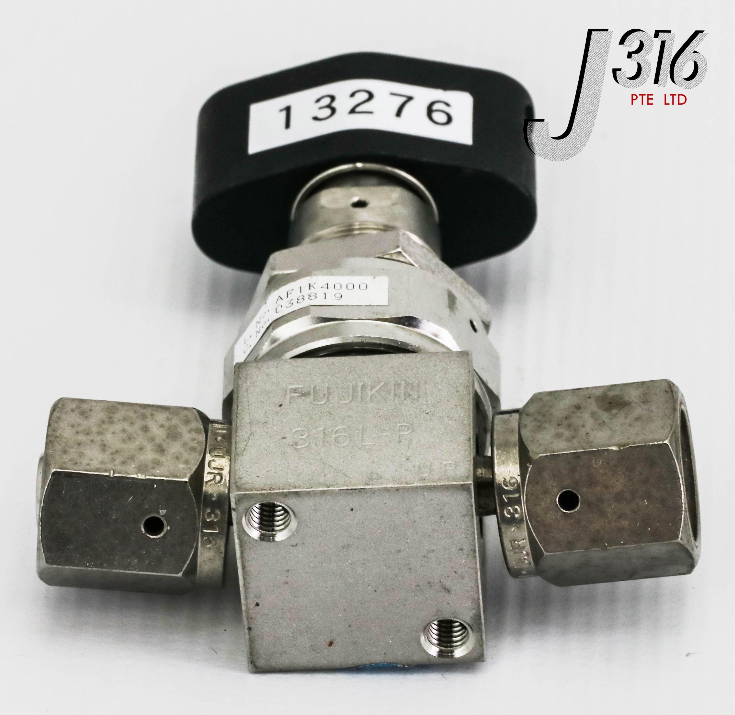 13276 FUJIKIN MANUAL DIAPHRAGM VALVE, 1/4